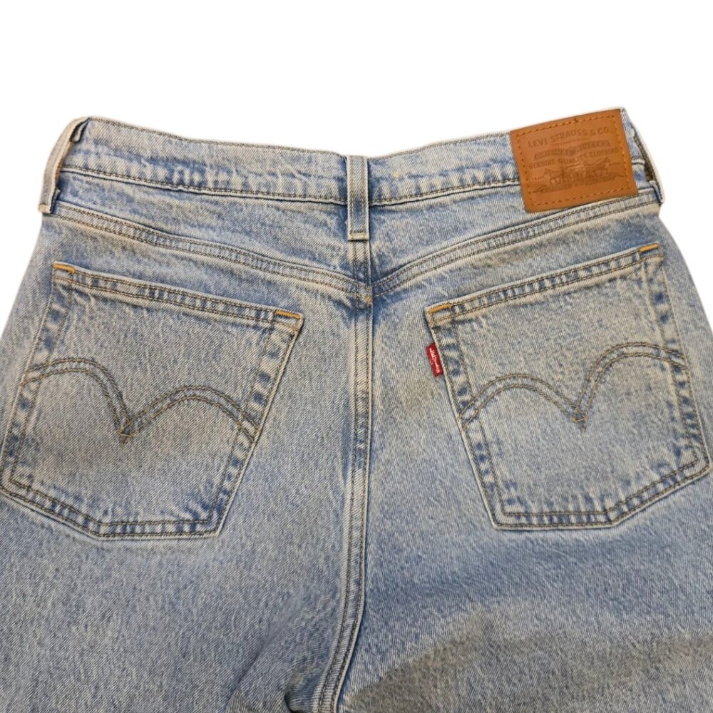 Women's LEVI Wedgie Jeans sz 28 NWOT - Picture 4 of 8